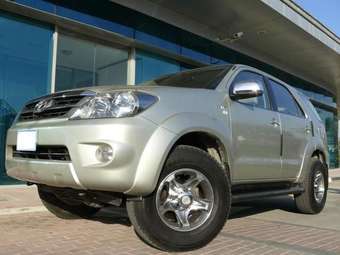 2006 Toyota Fortuner Photos