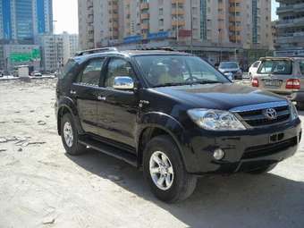 2006 Toyota Fortuner Pictures