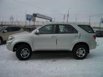 2006 Toyota Fortuner Pictures