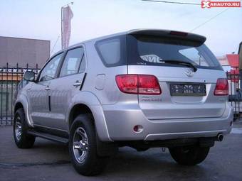 2006 Toyota Fortuner Pictures