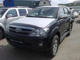 2008 Toyota Fortuner Pictures