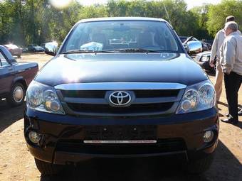 2008 Toyota Fortuner Pictures