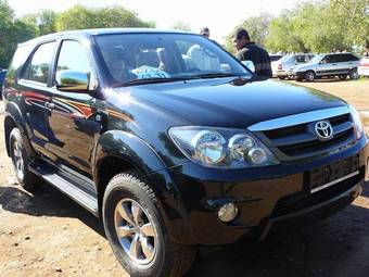 2008 Toyota Fortuner Pictures