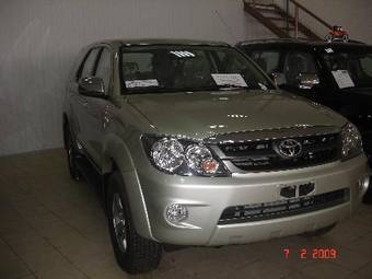 2008 Toyota Fortuner Photos