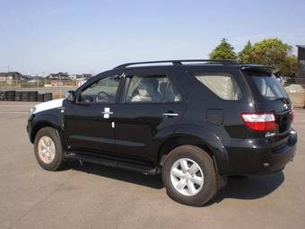 2008 Toyota Fortuner Photos