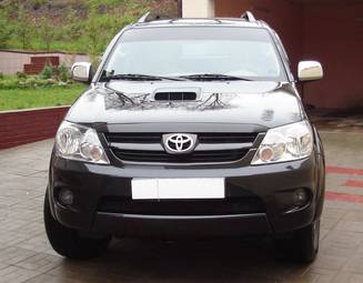 2008 Toyota Fortuner Pictures