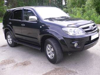 2008 Toyota Fortuner Photos