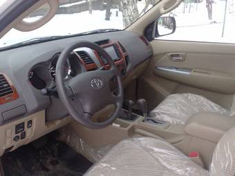 2009 Toyota Fortuner Pics