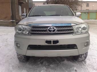 2009 Toyota Fortuner Photos