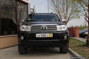 2010 Toyota Fortuner Photos