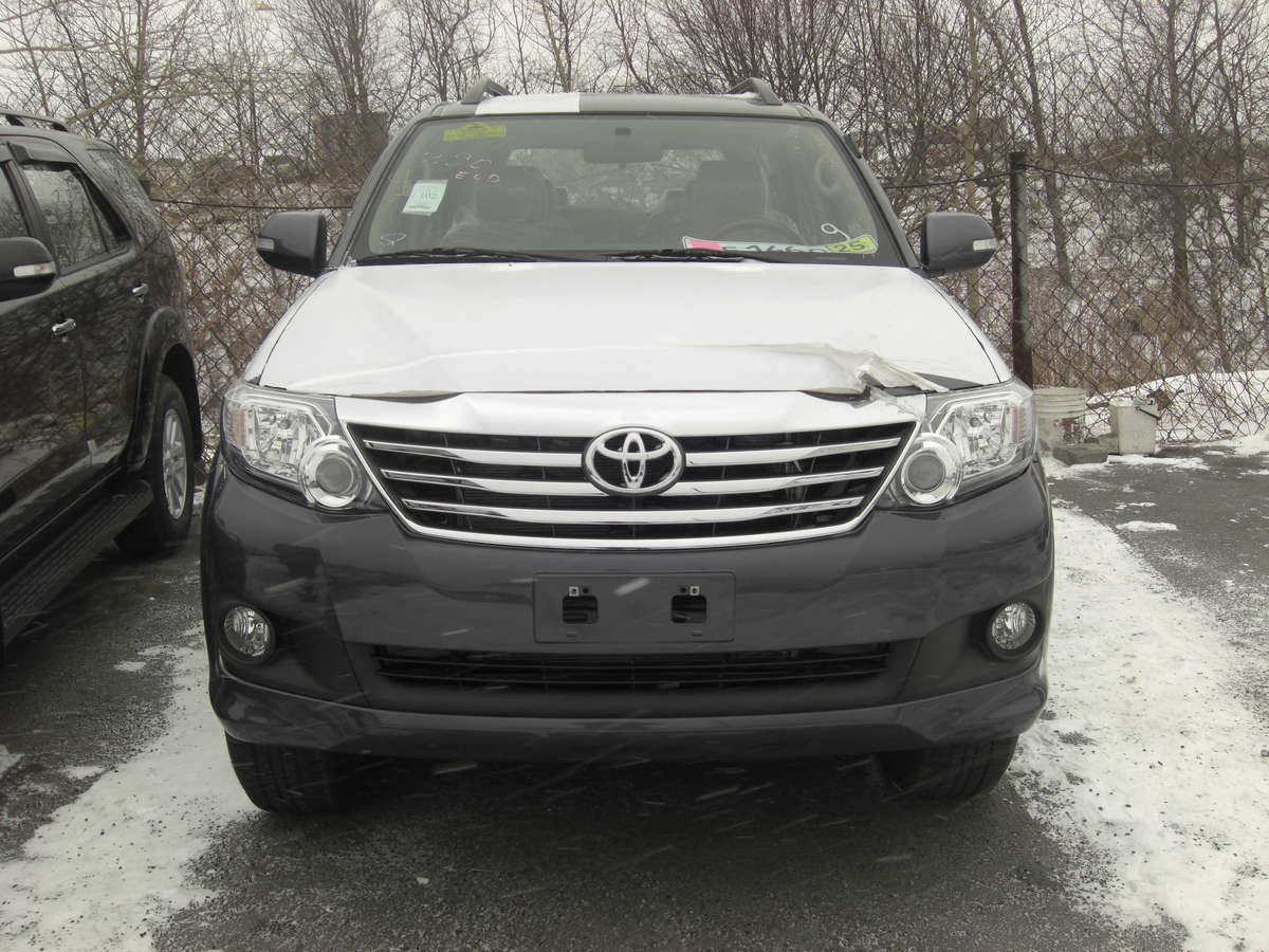 2011 Toyota Fortuner specs, Engine size 2700cm3, Fuel type Gasoline ...