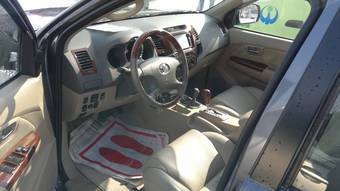 2011 Toyota Fortuner Pictures