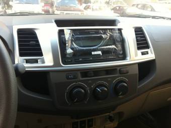 2012 Toyota Fortuner Pictures