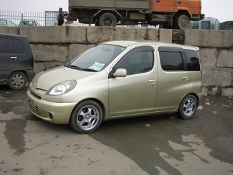 1999 Toyota Funcargo