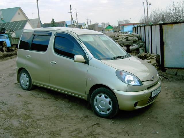 1999 Toyota Funcargo