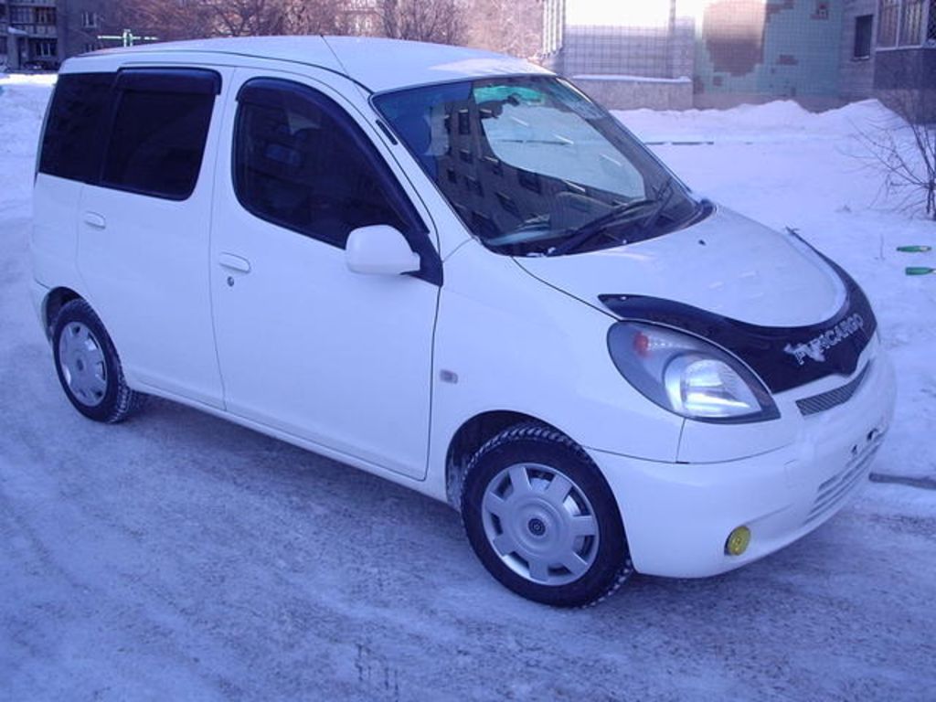 1999 Toyota Funcargo