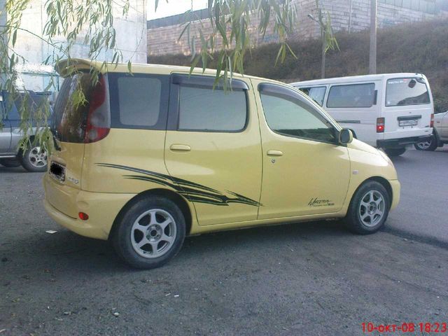 1999 Toyota Funcargo