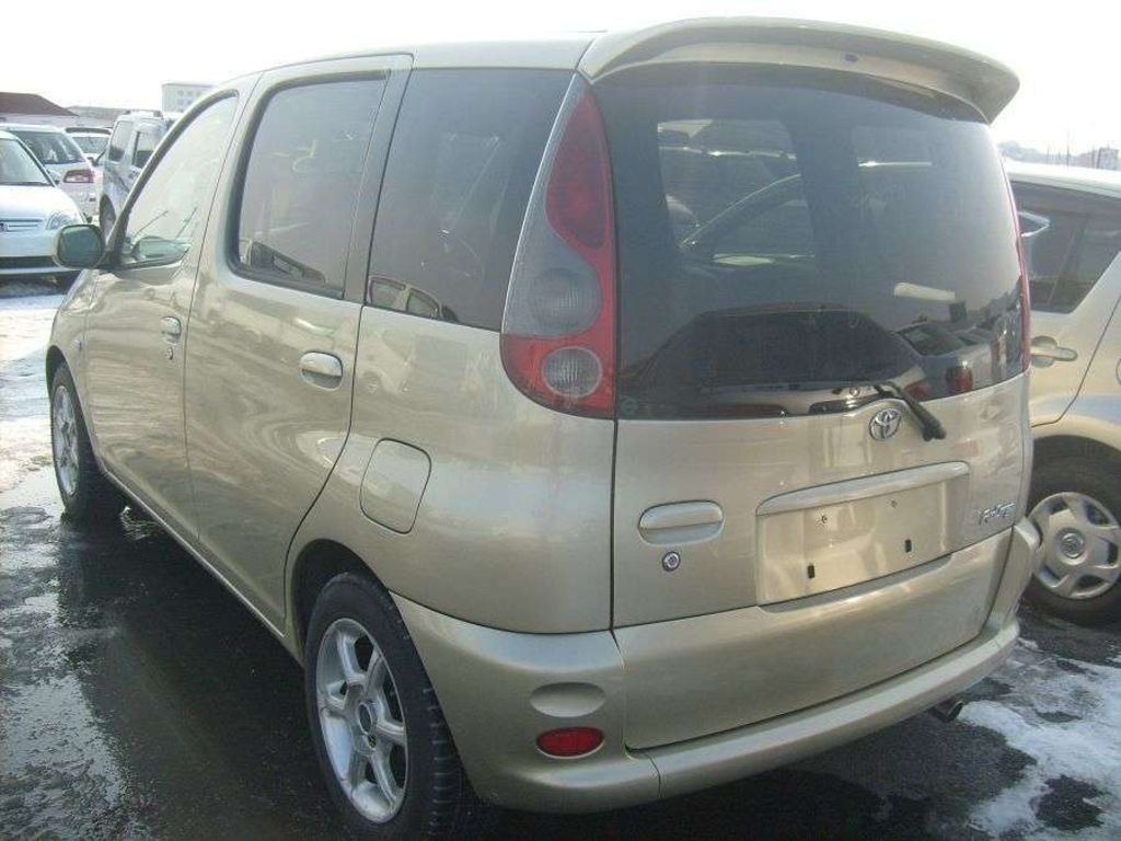 1999 Toyota Funcargo