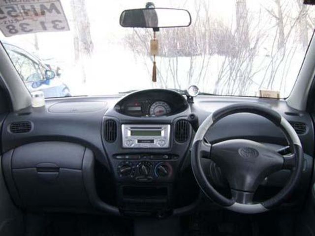 1999 Toyota Funcargo