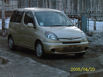 2000 Toyota Funcargo