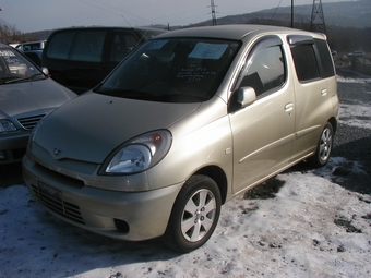 2000 Toyota Funcargo