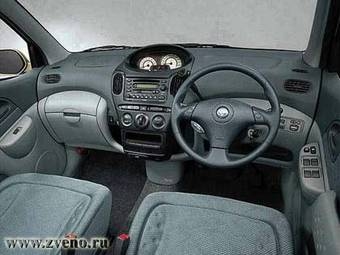 2000 Toyota Funcargo