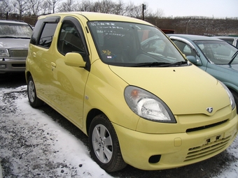 2000 Toyota Funcargo