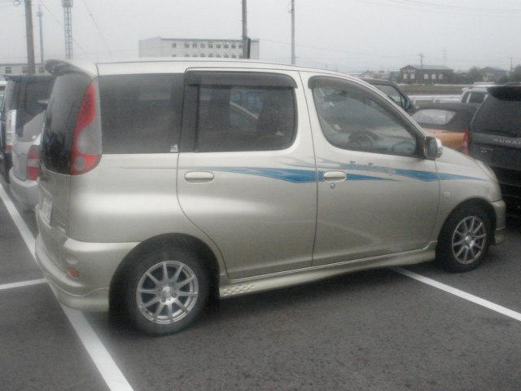 2000 Toyota Funcargo