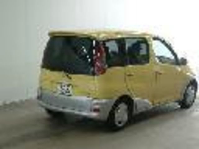 2000 Toyota Funcargo