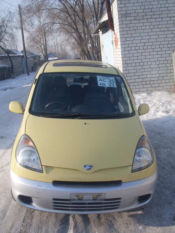 2000 Toyota Funcargo