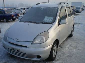 2000 Toyota Funcargo