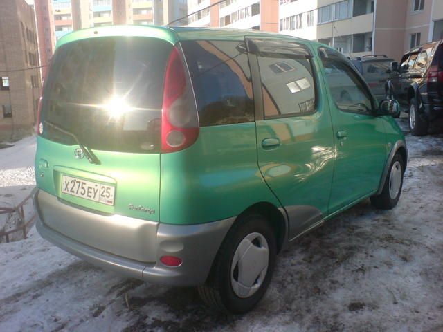 2000 Toyota Funcargo