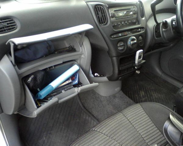 2000 Toyota Funcargo