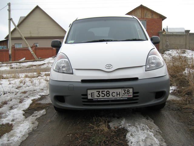 2000 Toyota Funcargo