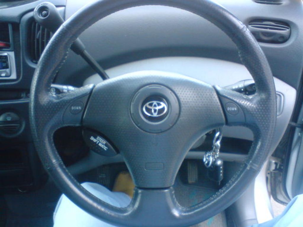 2000 Toyota Funcargo