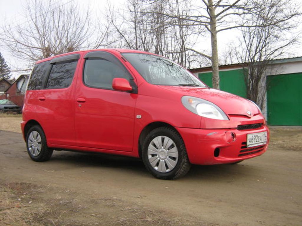 2000 Toyota Funcargo