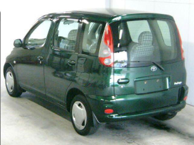 2000 Toyota Funcargo Images