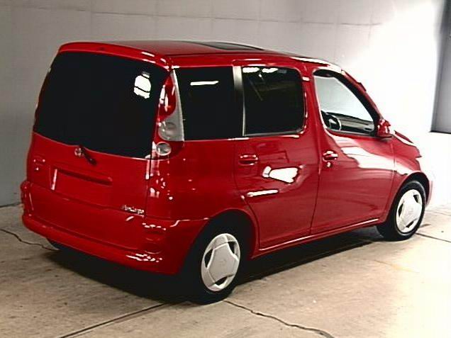 2000 Toyota Funcargo Pictures