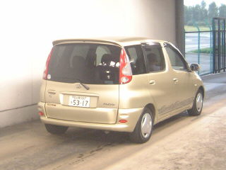 2000 Toyota Funcargo Pictures