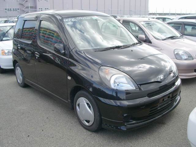 2000 Toyota Funcargo Wallpapers