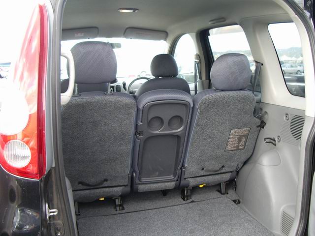 2000 Toyota Funcargo Images
