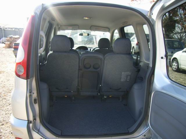 2000 Toyota Funcargo For Sale