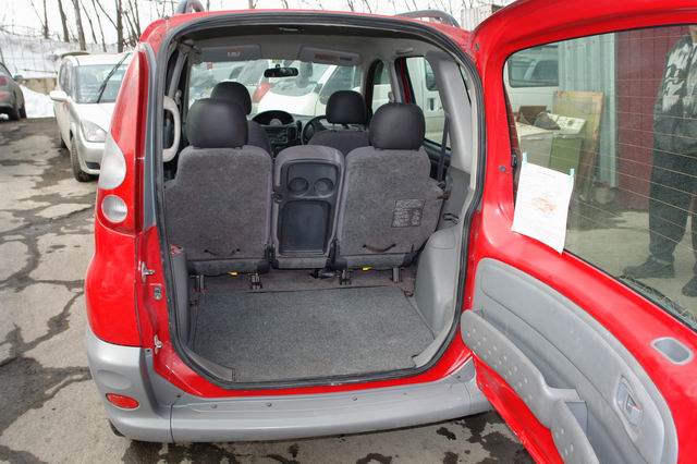 2000 Toyota Funcargo For Sale