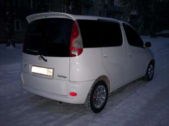 2000 Toyota Funcargo Pictures