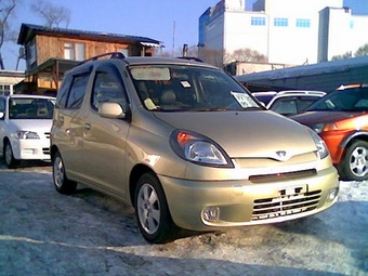 2001 Toyota Funcargo