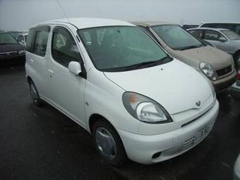 2001 Toyota Funcargo