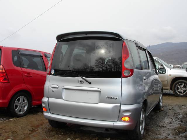 2001 Toyota Funcargo