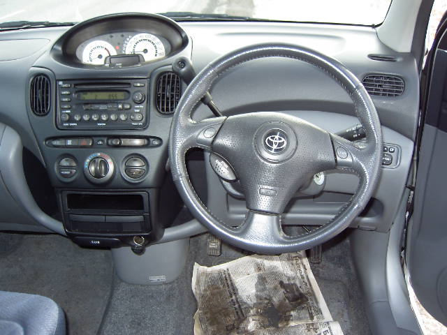 2001 Toyota Funcargo