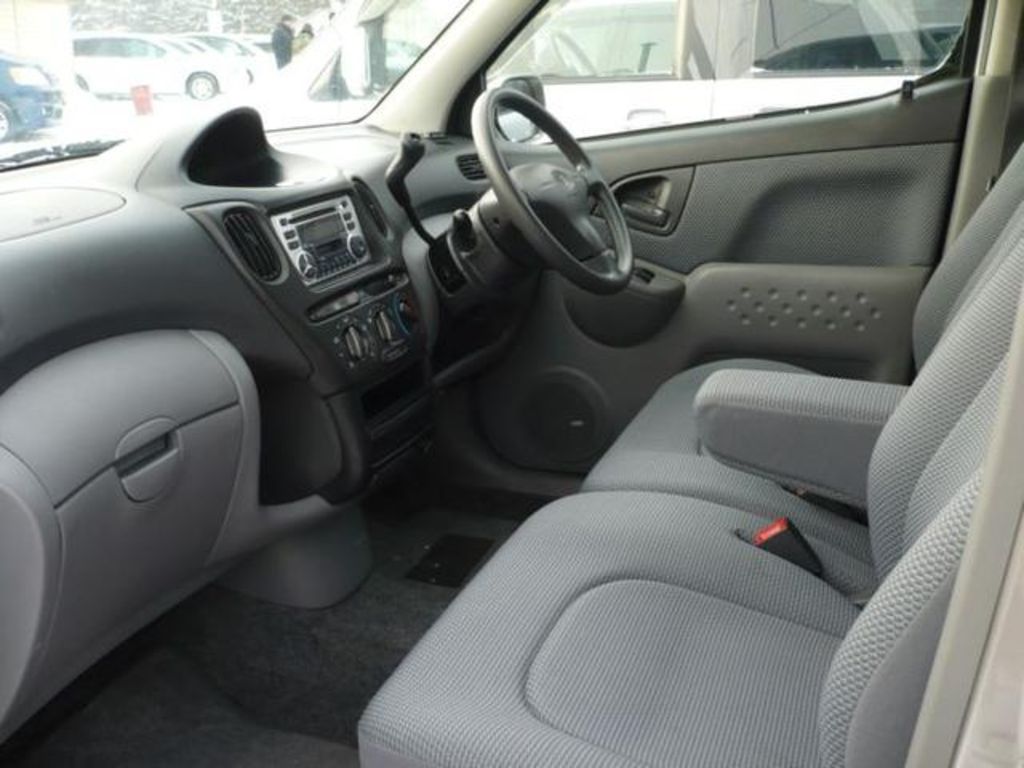 2001 Toyota Funcargo