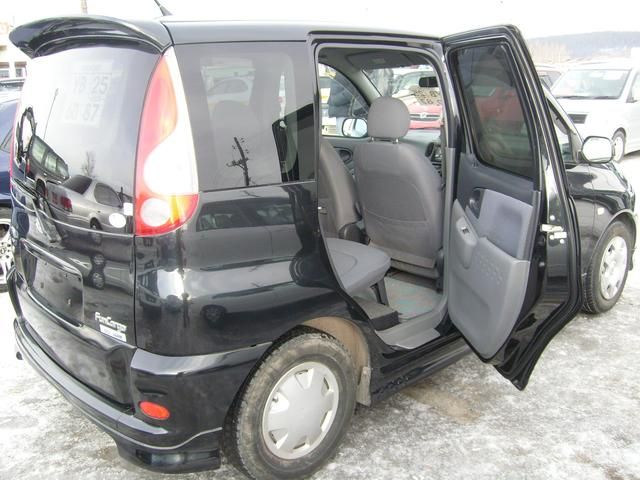 2001 Toyota Funcargo